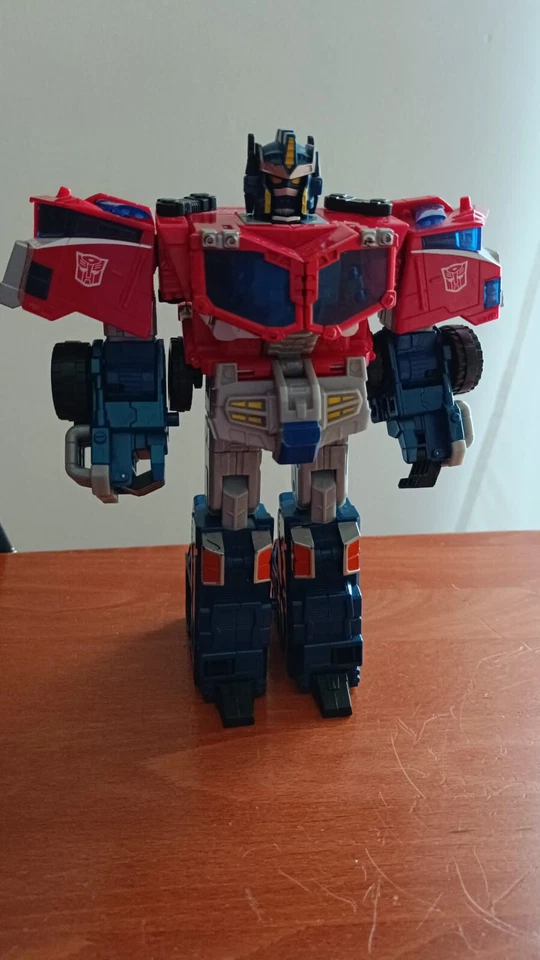 lotto transformers 2 Optimus Prime di due diverse serie vintage da recupero - Immagine 4 di 4