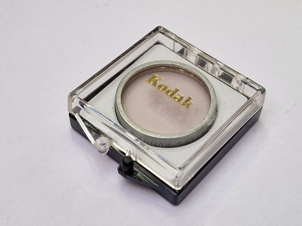 Kodak Series IV 4 Skylight 1A Drop-in Filter With Case, Box & Information Sheet - Image 3 of 4