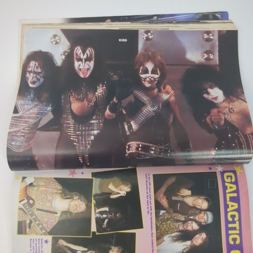 Metal Edge August 1996 Color Centerfold Kiss Pantera Ozzy, Metallica Centerfold - Picture 10 of 11