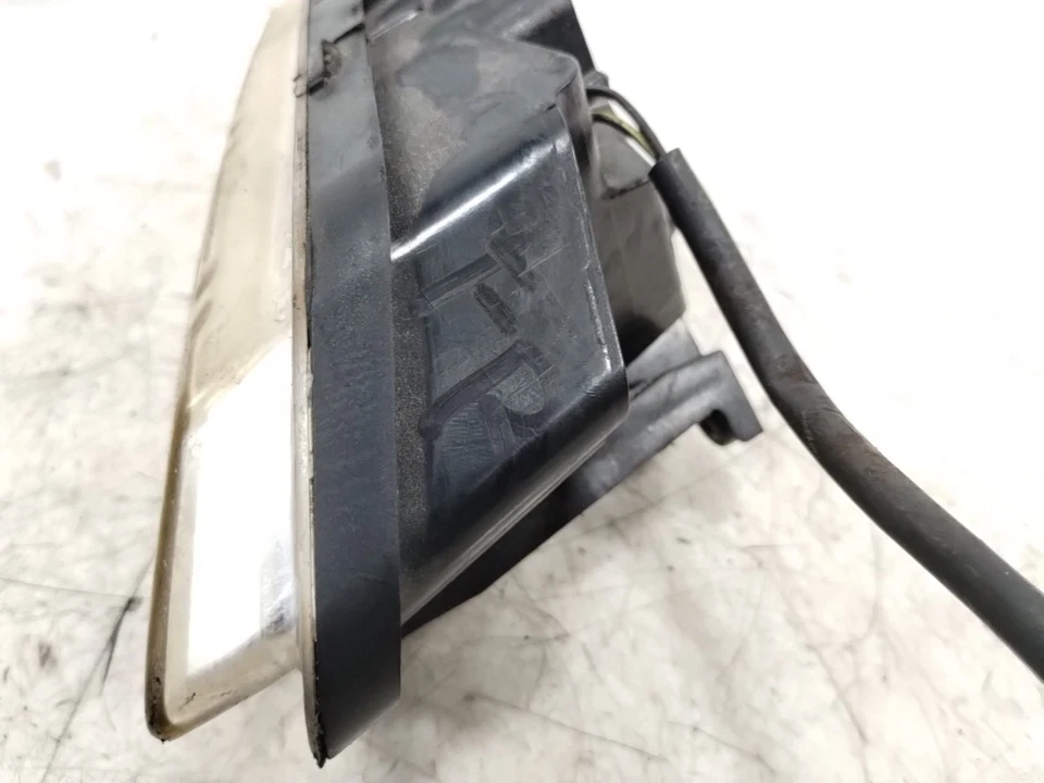 2011 Can-Am Spyder RT 990 Front Right Turn Signal Indicator Light 2007292 - Image 3 of 4