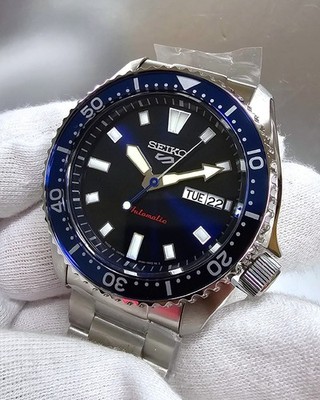 Seiko 5 Sports SKX Automatic 42.5mm Black Dial SS Men's Watch
