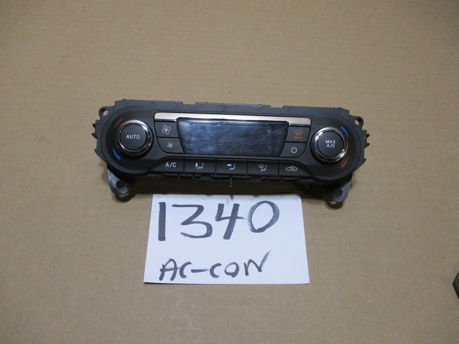 12 13 14 Focus AC and Heater Control Used Stock #1340-AC 