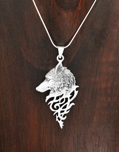 Resultado de imagen para wolf pendant