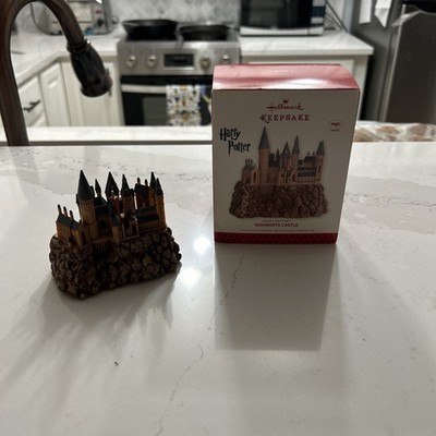 Harry Potter Hallmark Keepsake Ornament.  Hogwarts Castle. Magic Sound.
