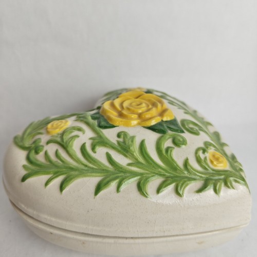Vtg Heart Shaped Trinket Jewelry Box Yellow Rose Green Vines Soft Blue Lining - Picture 9 of 12