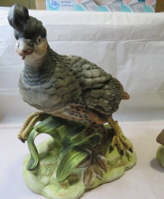 Royal Crown J Byron California Quail Eating A Worm Ceramic Statue Figurine Rare