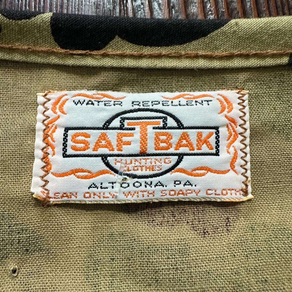 Vintage SafTBak Hunting Vest Men Size M Medium Duck Camo Camouflage Utility USA - Image 2 of 4