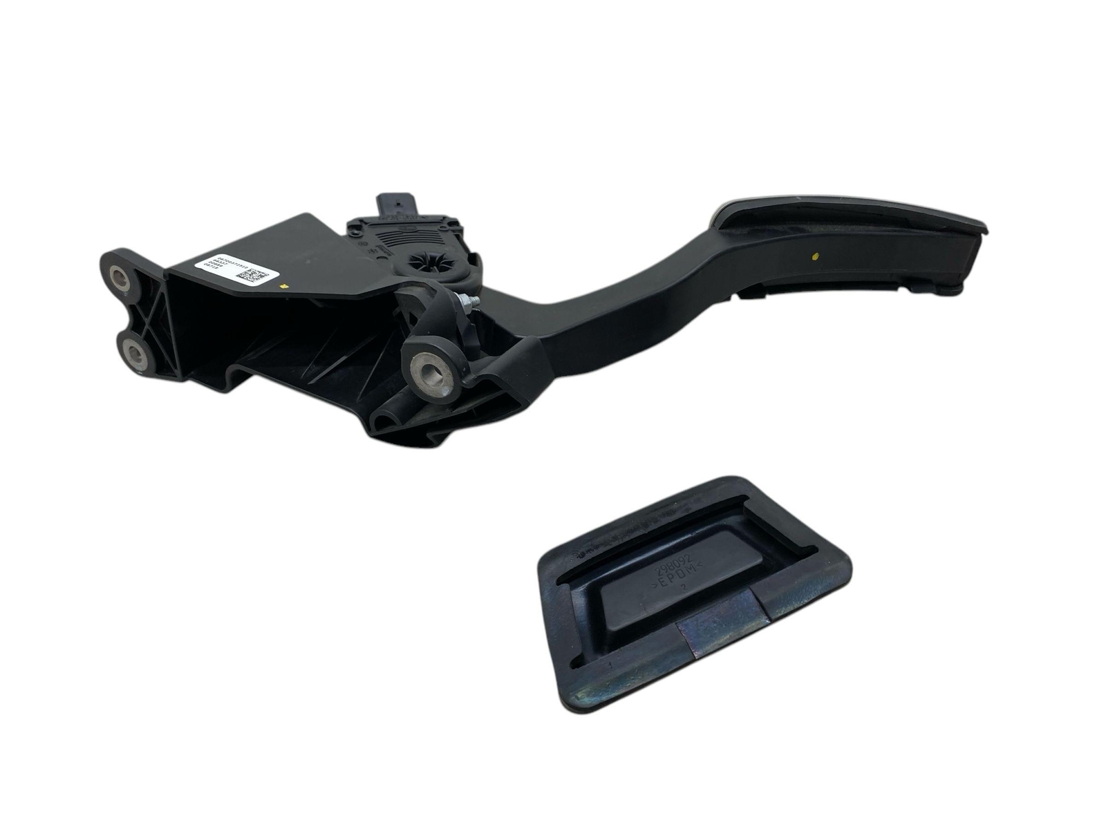 2017-2022 MASERATI LEVANTE 3.0L AWD GAS PEDAL THROTTLE & BRAKE PEDAL COVER PAD