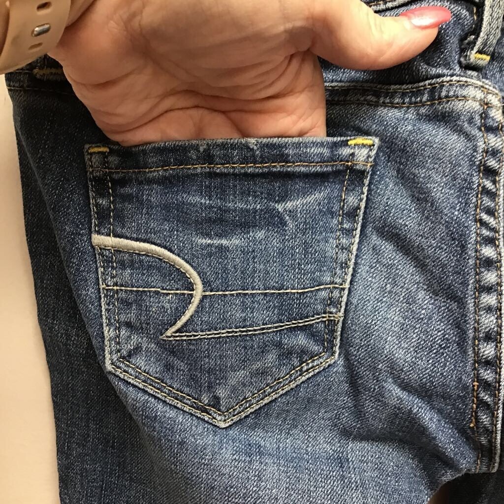 Jeans American Eagle Skinny - Taille 0 - Coupe Ajustée élastique - État Très Propre