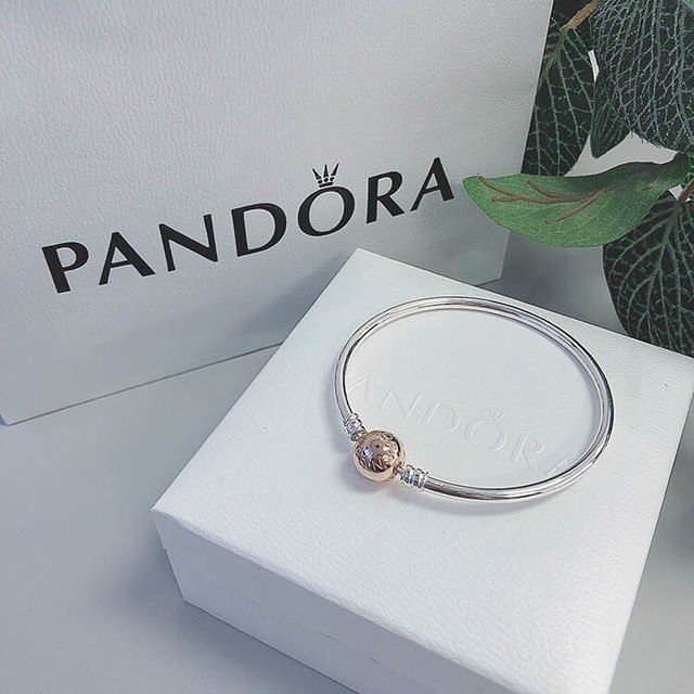Authentic PANDORA Bangle Bracelet Rose 