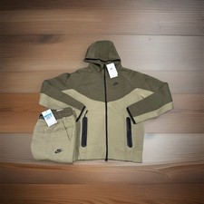Green Nike Tech Tracksuit MEDIUM