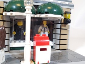 LEGO 2010 Grand Emporium Mall Modular Building Set 10211 Creator Expert CITY