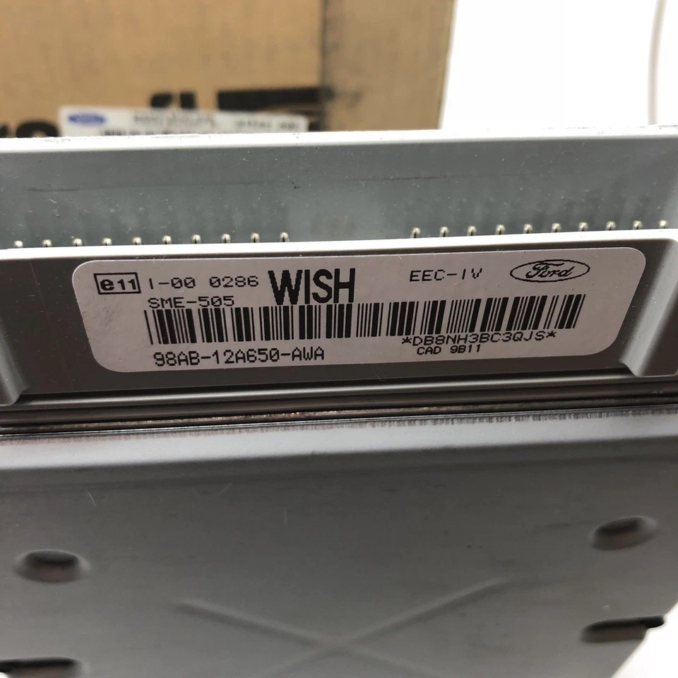 Ford Escort Mk7 1.6 Zetec-e Engine Control Module ECU EEC Genuine 1054503 - Image 4 of 4