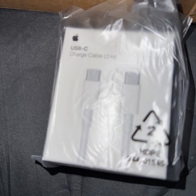 Apple USB-C to USB-C 2 meter Cable (6.5 ft) A1739 White MLL82AM/A New