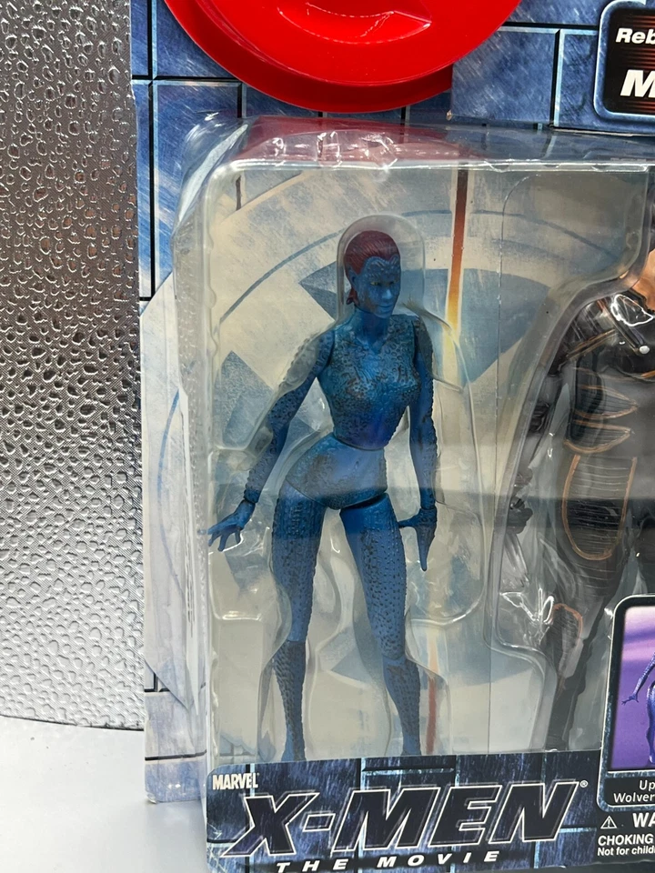Figura de acción Toy Biz Marvel X-Men the Movie Mystique Rebecca Romijn-Stamos 2000 Foto 4 de 4