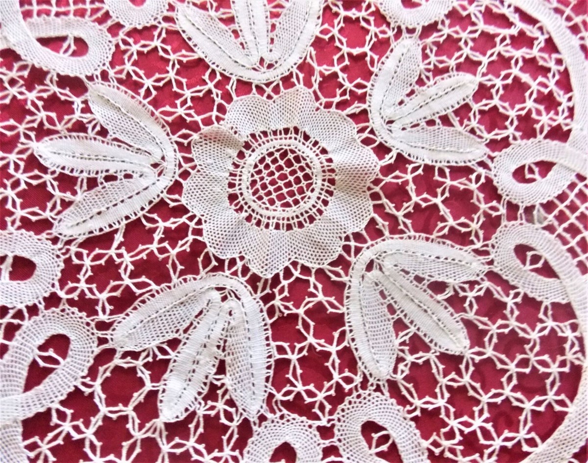 Napperons Dentelle Aux Fuseaux À VENDRE! - FR