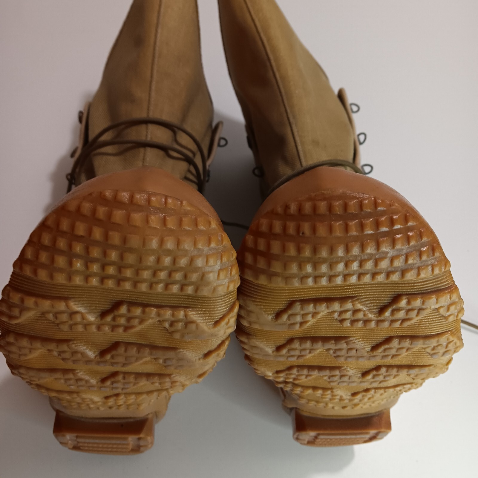 Vintage Men's Bata Gortex Thinsulate Insulated US Army Boots Size 9