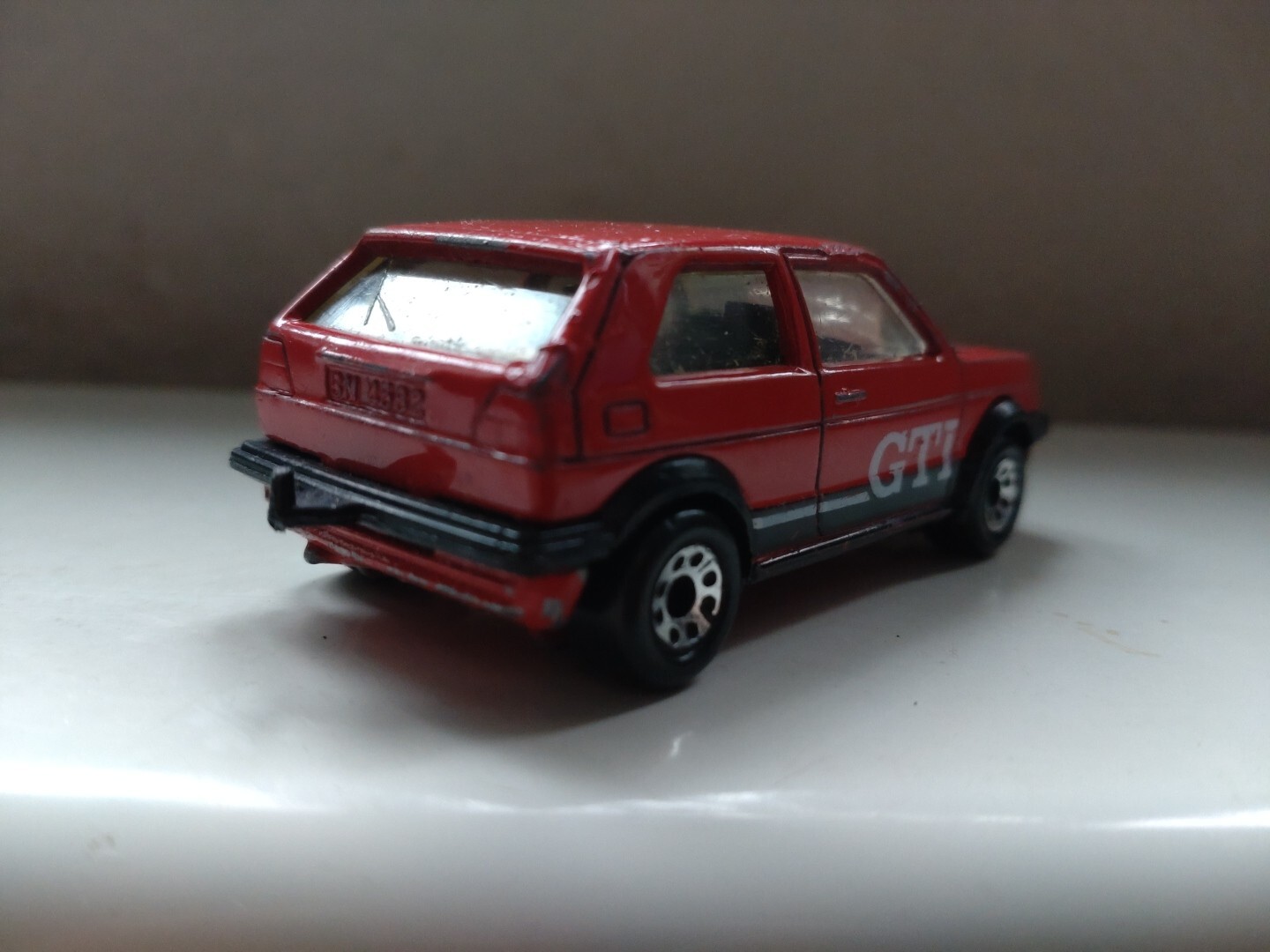 MATCHBOX VOLKSWAGEN GOLF GTI 1985 158 VW 80 eBay