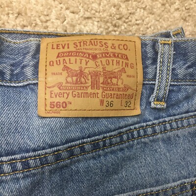 LEVIS 560 VTG Jeans 36x31 Loose Fit Tapered Leg Red Tab Canada
