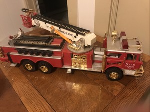 New Bright Fire Truck NYFD Snorkel Unit 