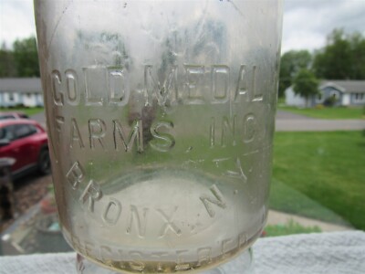 TREQ Sour Cream Milk Bottle Gold Medal Farms Inc Dairy Bronx NY Deposit Bottle