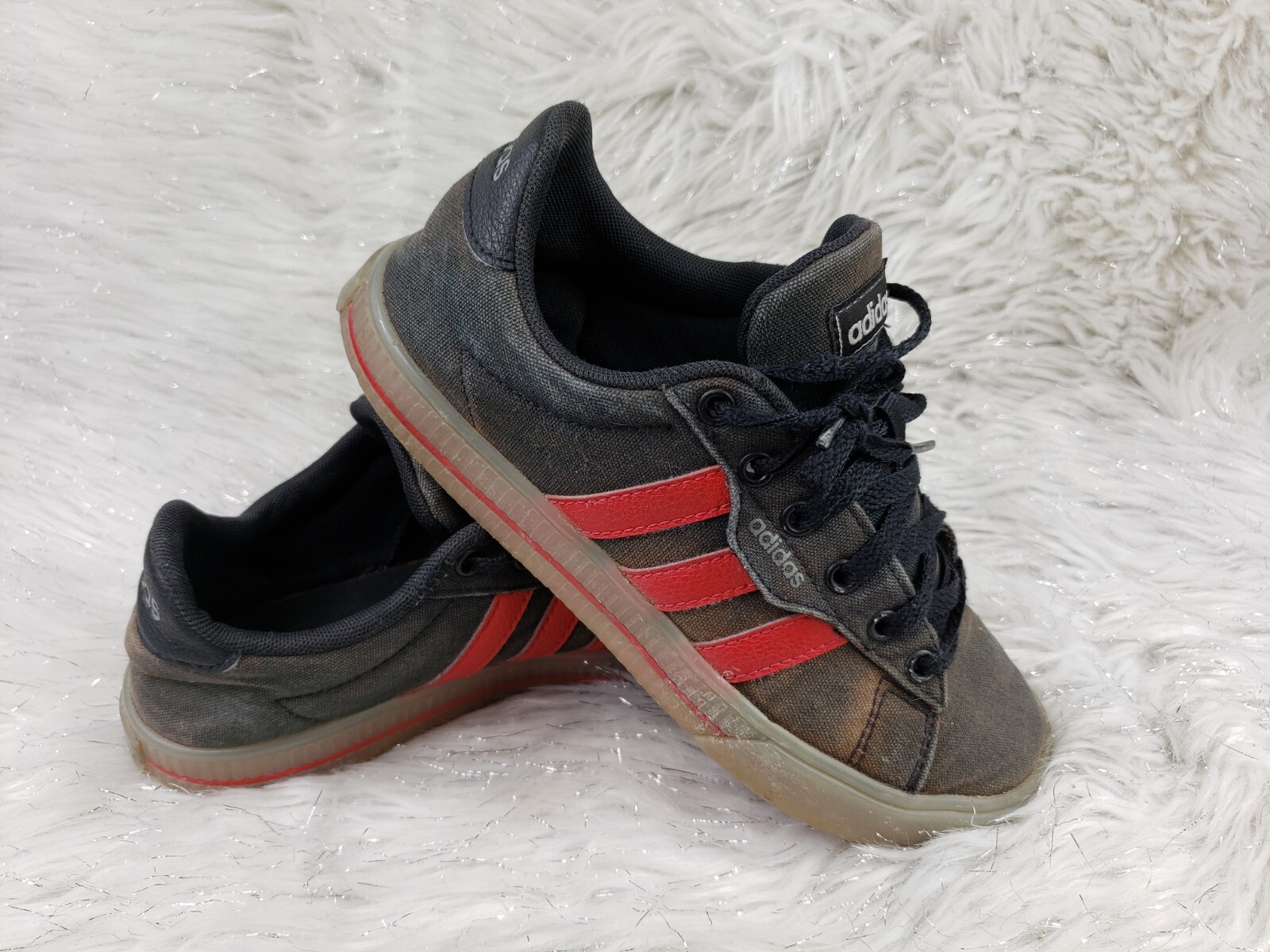 ADIDAS FX7272 Gray Red Sneakers Size US 5 EUR 37.5 ADIDAS FX7272 Gray Red Sneakers Size US 5 EUR 37.5