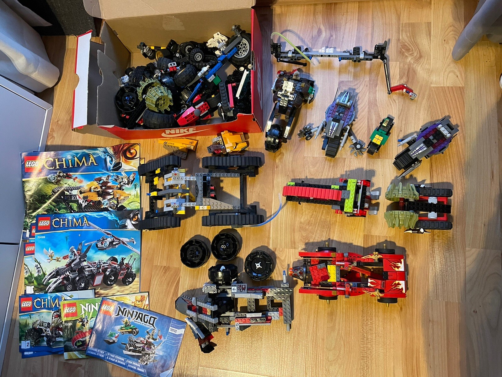 Bild 1 von 9