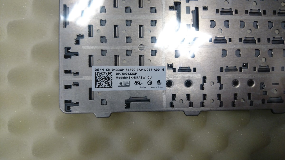 Tastiera Laptop Nuova Originale Dell Inspiron N5010 – Layout UK 0433XP