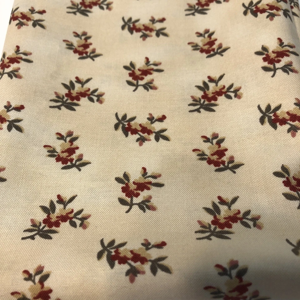 Richmond Reds 8301 By Barbara Brackman Moda 1 Yard Cut Quilting Fabric Craft - Image 4 of 4