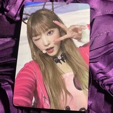 HAERIN NEWJEANS PINK CLUB Edition Celeb K-POP Girl Photo Card Kitty Pink
