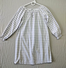 Petite Plume Nightgown Womens Unknown Size White Blue Box Plaid Farm Style Pics