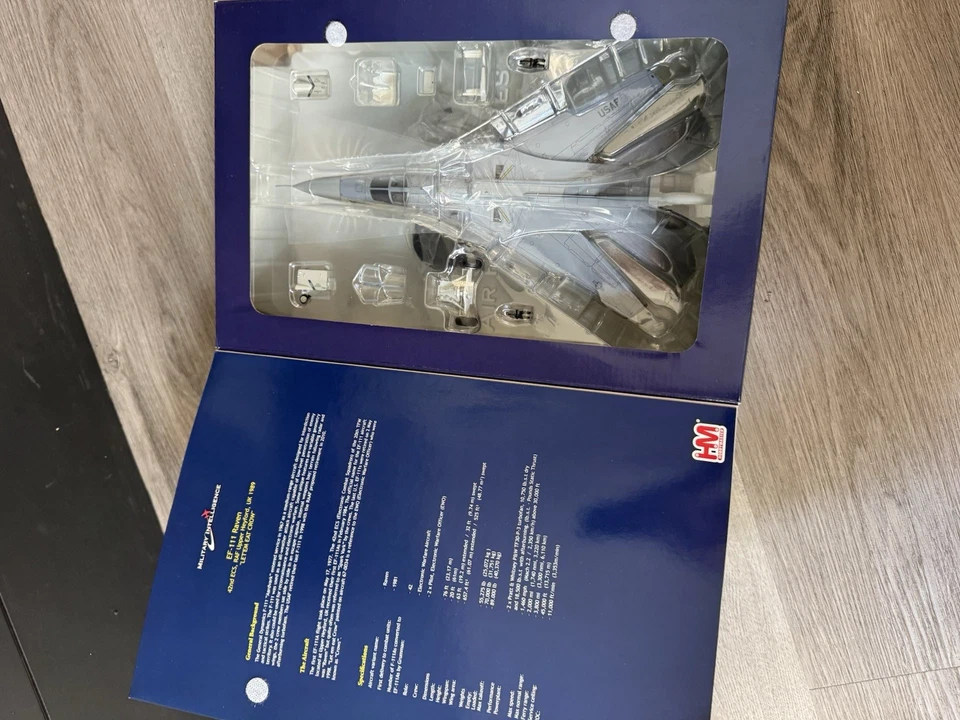 HA3003 Hobby Master EF-111 Raven 1/72 英国 1989 年英国皇家空军第 42 个 ECS F-111 Let'em Eat Crow — 第 2/4 张图片