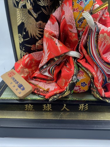 Muñeca Ryukyu 琉球人形 Príncipe Princesa Vitrina Pareja Casada De Colección - Imagen 4 de 17