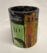 Bicchiere / tazza artigianale in ceramica dipinta a mano case astratte 11x8,5 cm