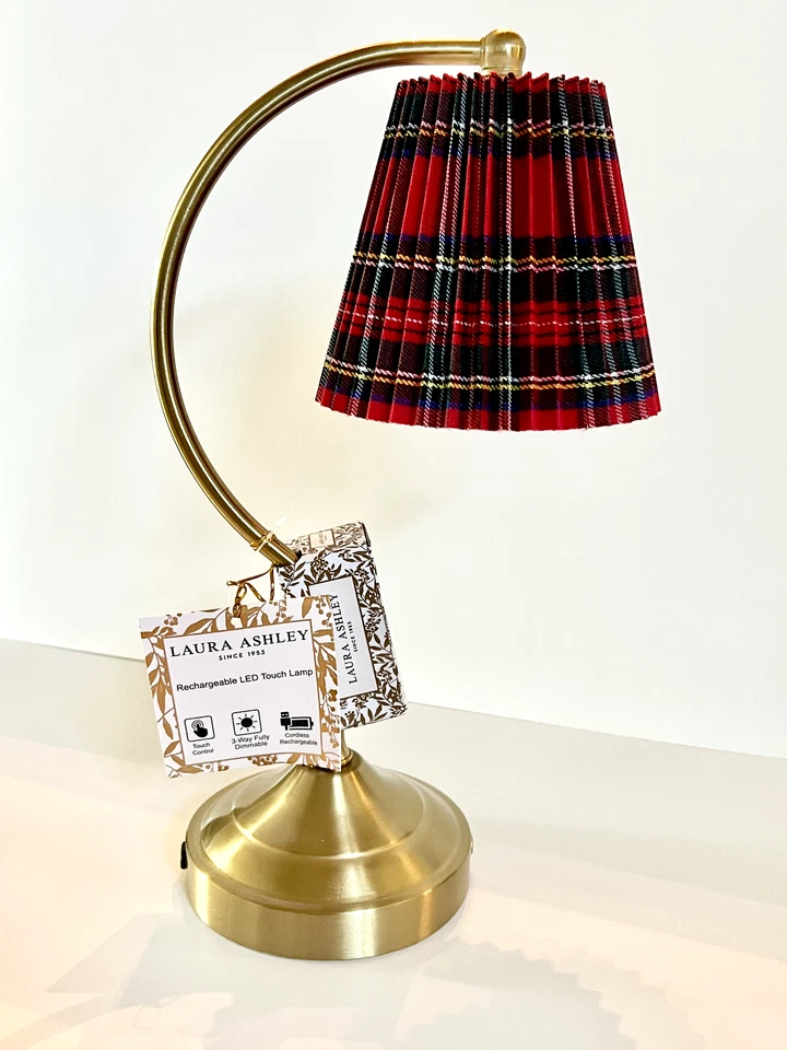 Laura Ashley LÁMPARA TÁCTIL LED TARTÁN ROJO Recargable Vacaciones Navidad 3-dim NUEVO Foto 2 de 4
