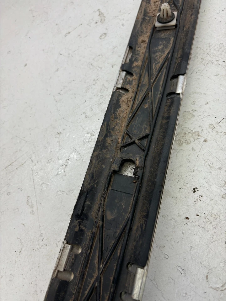 2006 JEEP COMMANDER 3.0 CRD OSF DOOR TRIM - Image 3 of 4