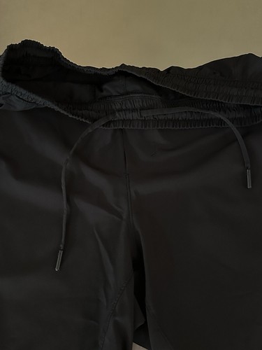 Lululemon Shorts Men's Sz M Pace Breaker Linerless 7" Black Stretch Swift Ultra - Picture 8 of 15
