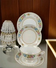 Registered, Celebrate - 4 Pcs Place Setting , Multicolor Floral, Breakfast Set 