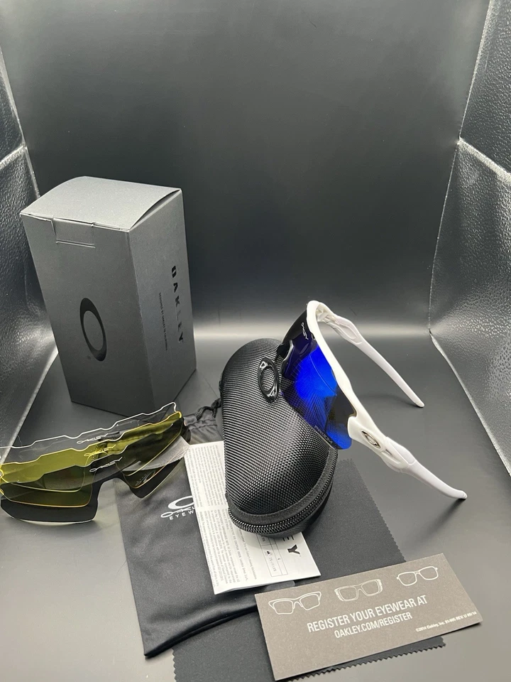 Oakley Radar EV Path Prizm Blue Lens Blue/ White Frame Sunglasses - Image 2 of 4