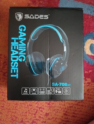 SADES SA-708GT Stereo Gaming Headset.