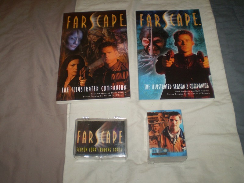 Farscape-Illustrated & Season 2 Companion Books & 2 sets of trading cards