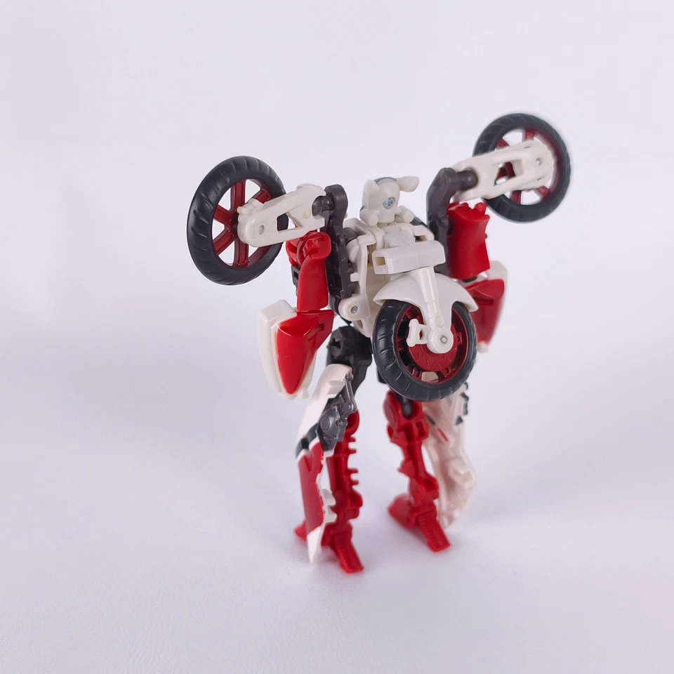 Transformers Backfire Complete Hunt for the Decepticons Scout Class HFTD Foto 3 de 4