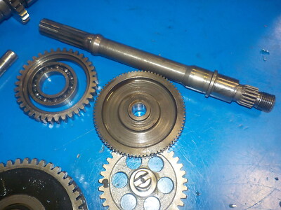 saktuya(19、42、46) KAWASAKI ZX 10 1986 (MONTH 06) TRANSMISSION GEARS/ SHAFTS ECT