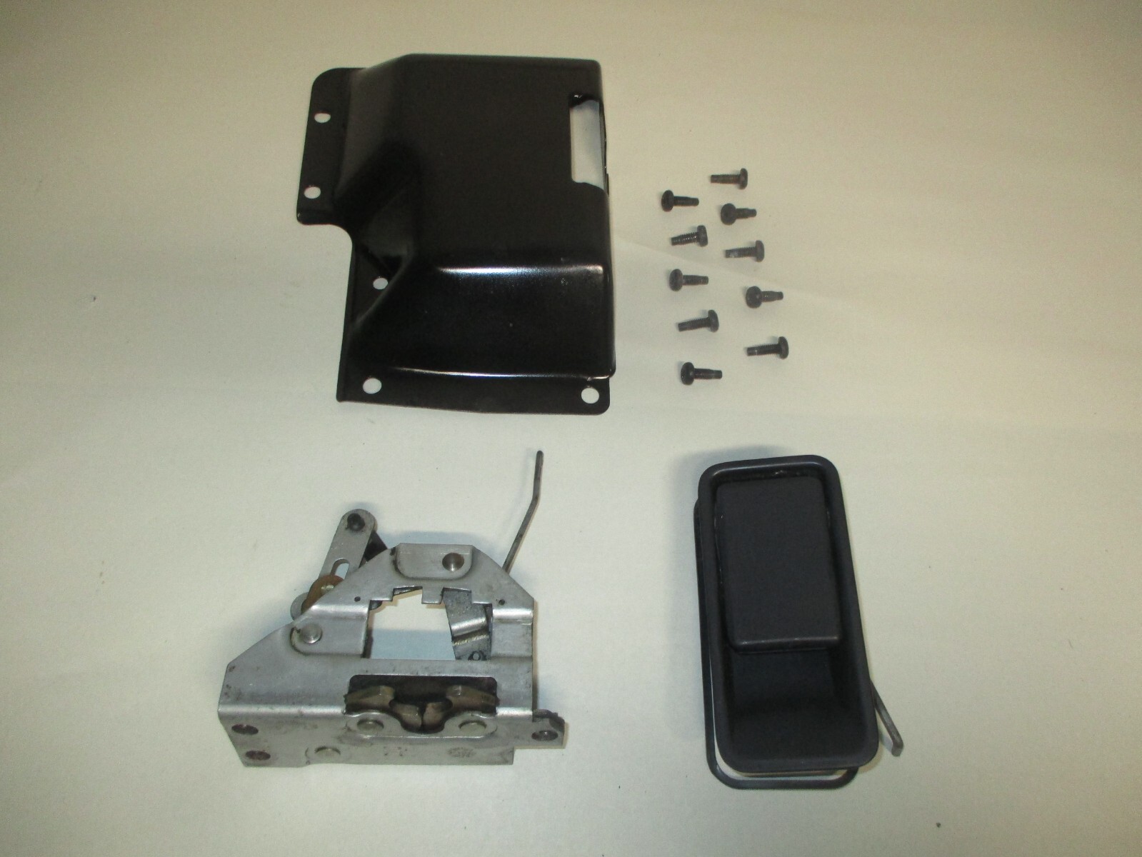 19872002 Jeep Wrangler TJ YJ TAILGATE LATCH Linkage PADDLE Handle