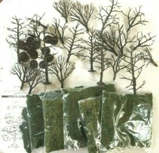 Lot of 29 Train Railroad Landscape Trees Decorative Moss Bachmann O Scale