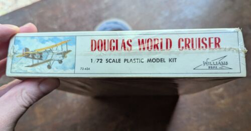 SEALED WILLIAMS BROS DOUGLAS WORLD CRUISER MODEL AIRCRAFT KIT - 1:72, 1976 - Picture 2 of 3
