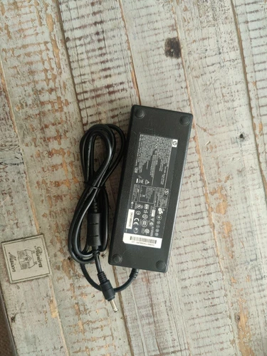 HP PAVILION 316687-001 317188-001 ZD7000 ZV5000 NX9000 power supply / adapter