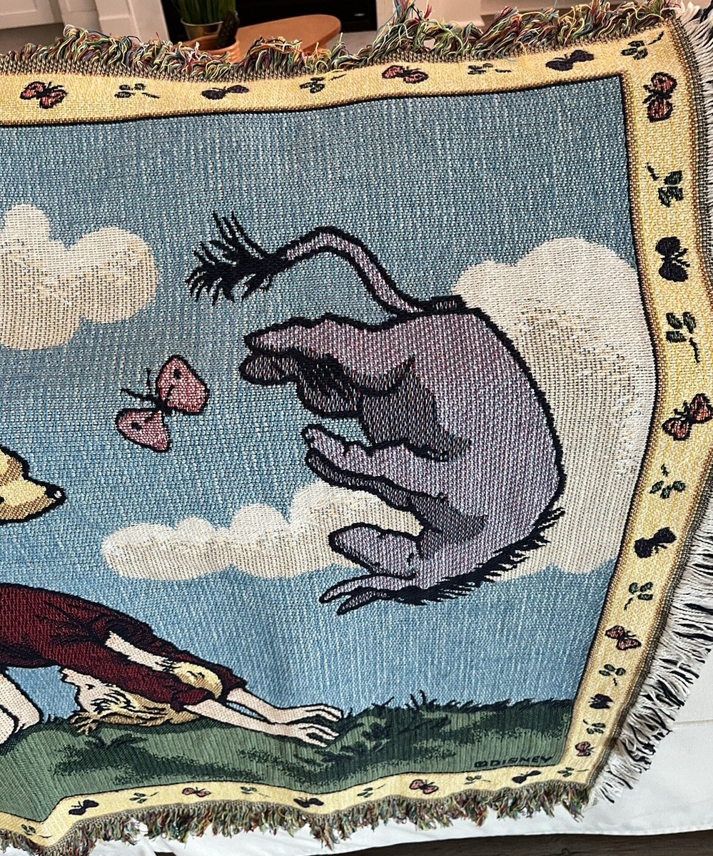 USA製 Disney Pooh tapestry rug Vintage Disney Classics Winnie The Pooh Tapestry Throw