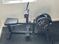 GMWD Seated Calf Raise Machine, 550LBS Max Leg Machine w/ Wheels and Band Pegs