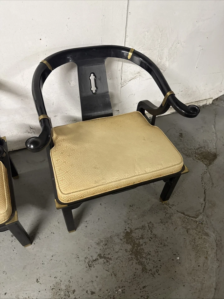 Пара винтажных стульев Century Chair Company из черной глянцевой лакированной фурнитуры из золотой латуни - Изображение 3 из 4